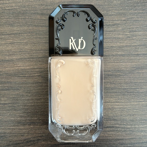 KVD Beauty Good Apple Non-Comedogenic Full Coverage Serum Foundation - Picture 3 of 3